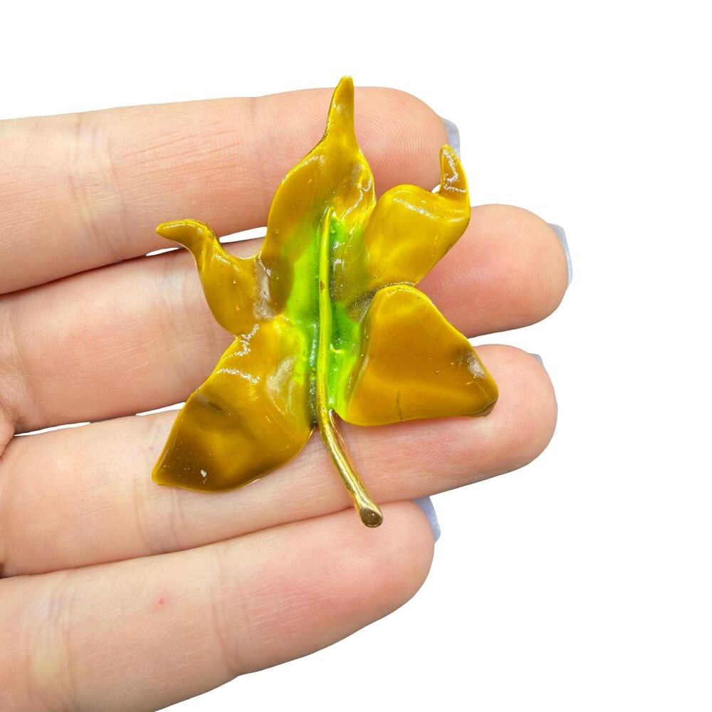 Vintage Jewelry Enamel Leaf Brooch Fall Pin